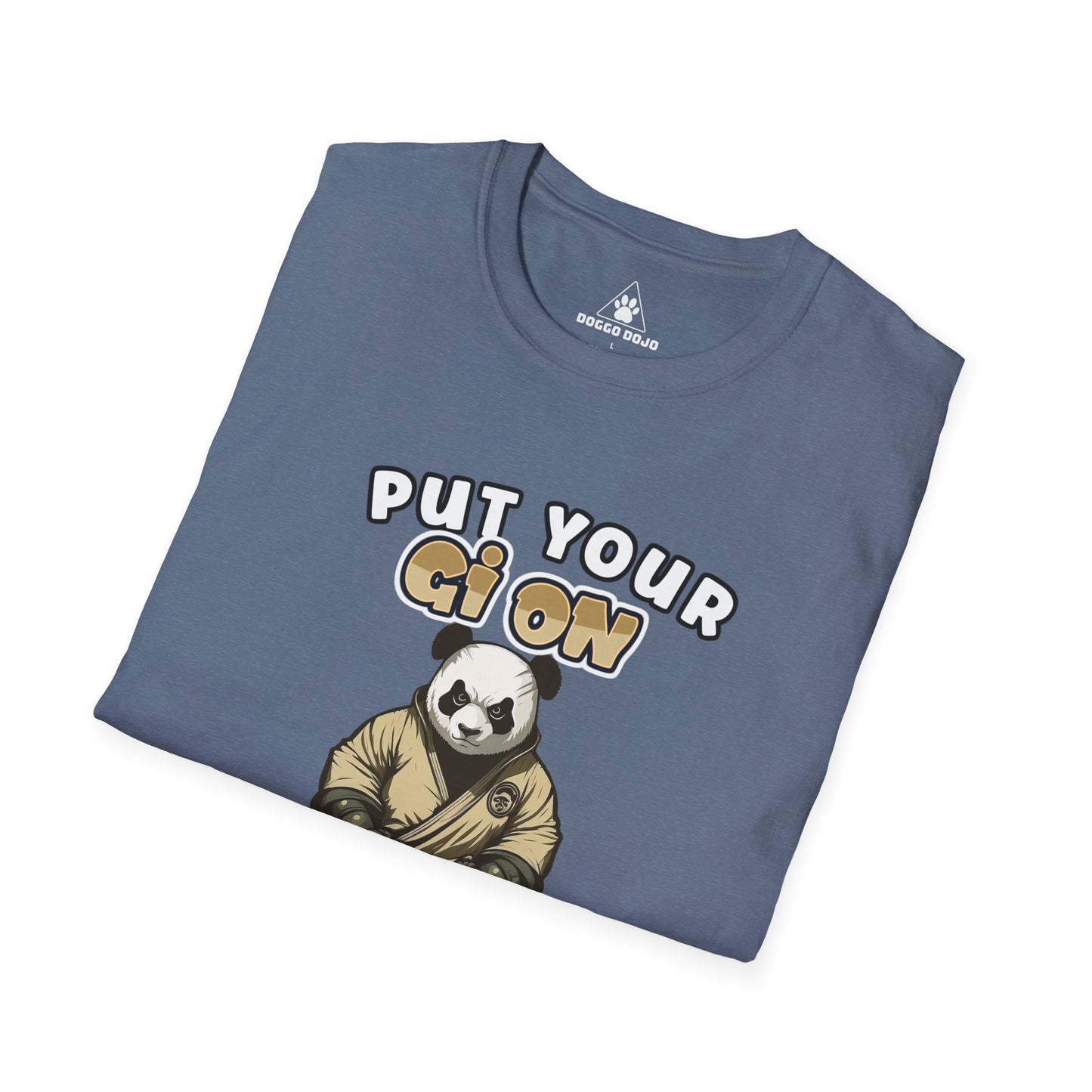 PANDA CUDDLE TIME Unisex Softstyle T-Shirt